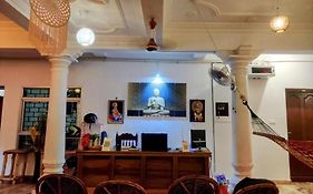 Moon Waves Beach Hotel Varkala